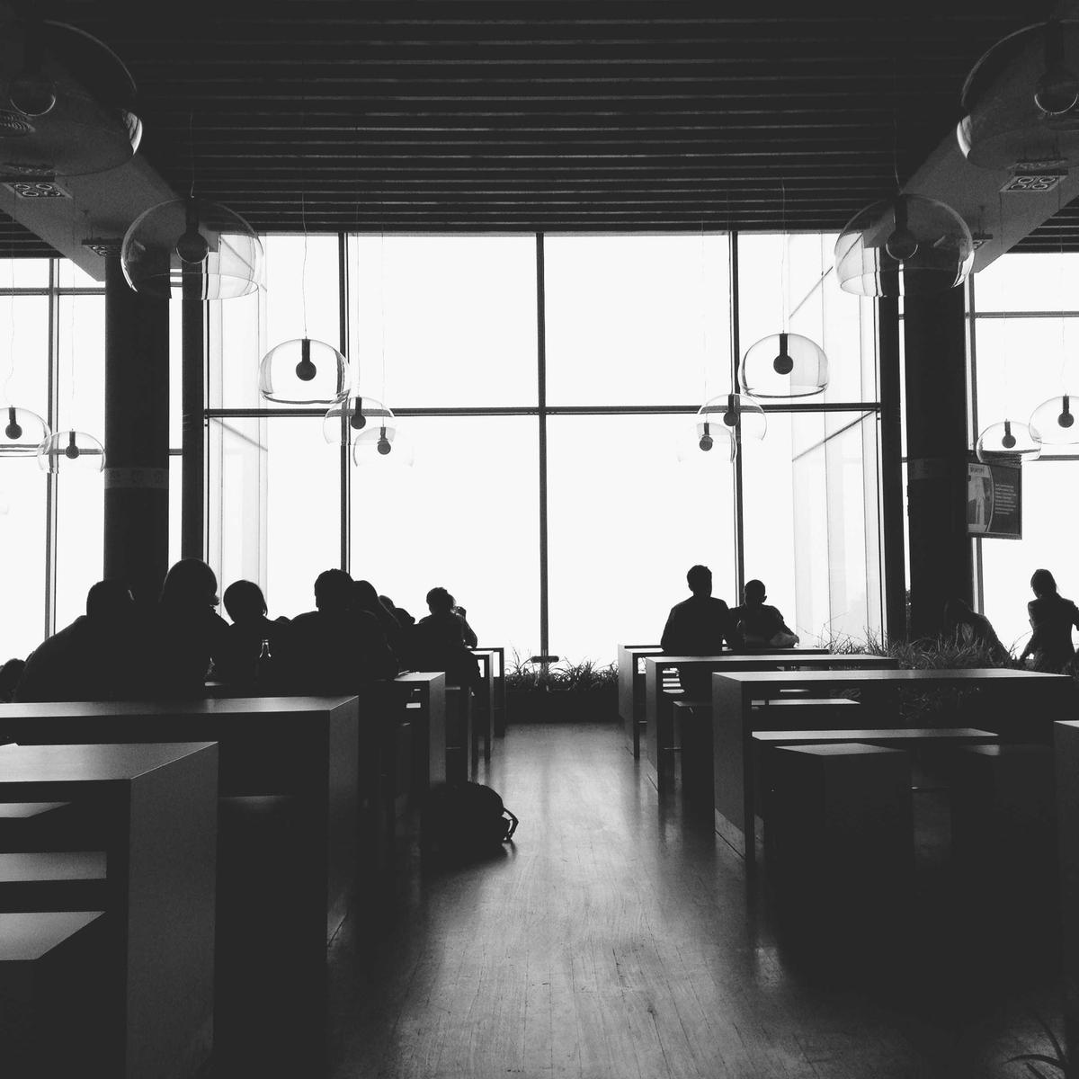 Camel Modern Eclectic Tablecloth - Microfiber - 140x180 cm